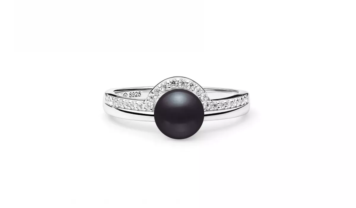 Perlenring Schwarz 7.5-8 mm umfasst mit Zirkonia, 925er rhodiniertes Silber, Gaura Pearls, Estland Perlenring Schwarz 7.5-8 mm umfasst mit Zirkonia, 925er rhodiniertes Silber, Gaura Pearls, Estland